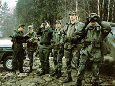 Tyska och amerikanska soldater sida vid sida